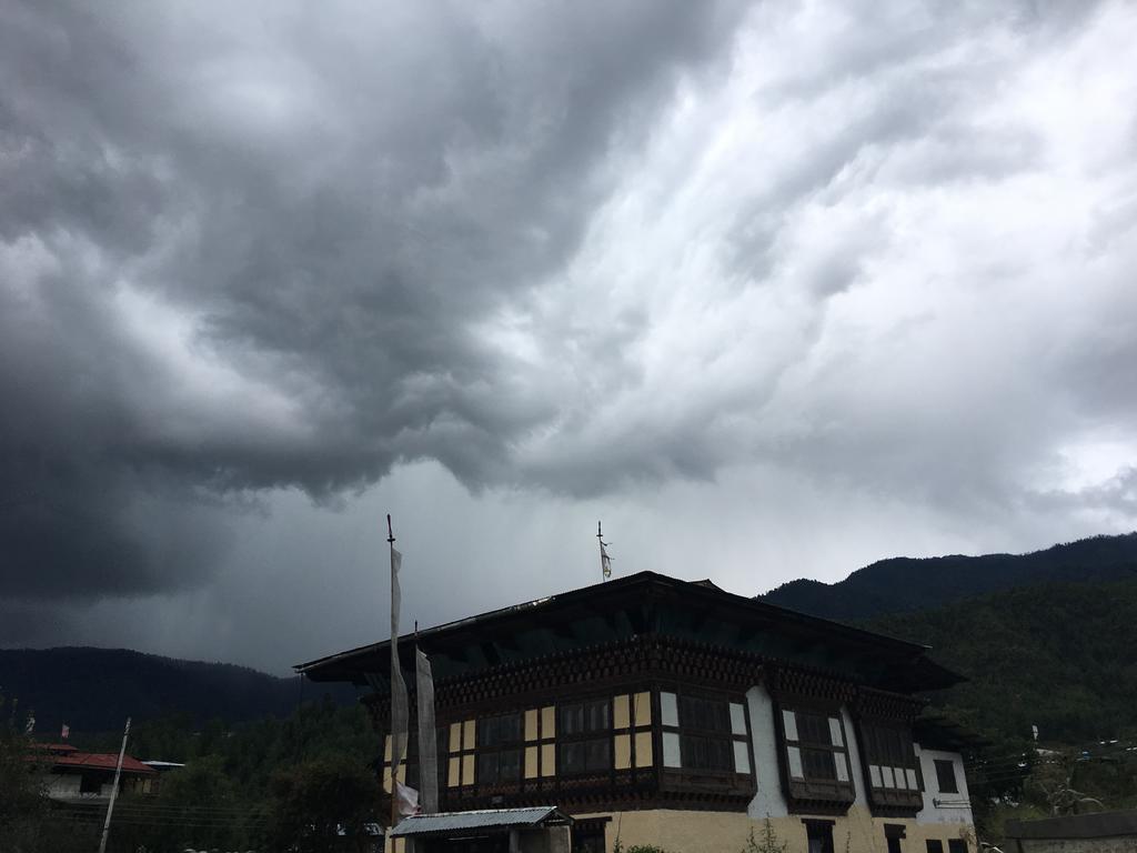 Ama'S Village Lodge Paro Exterior photo