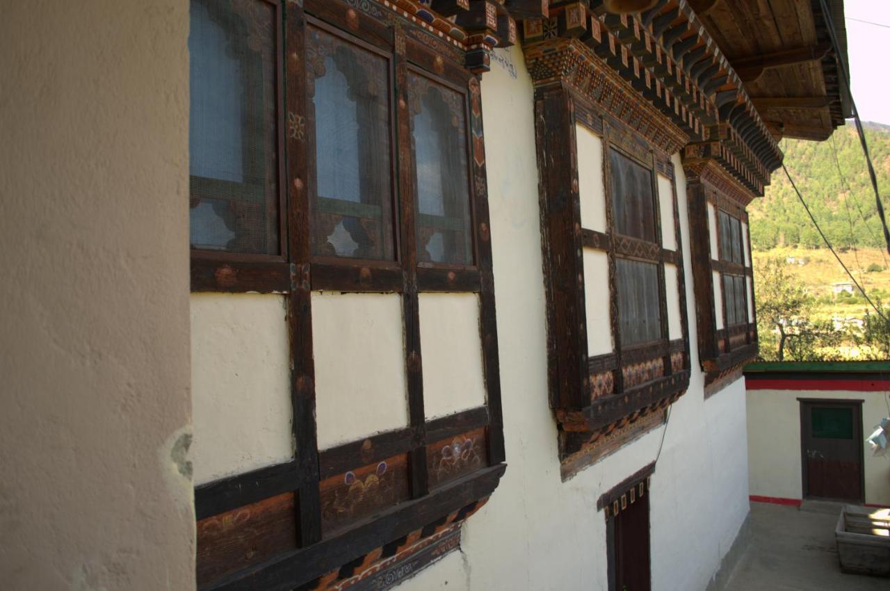 Ama'S Village Lodge Paro Exterior photo