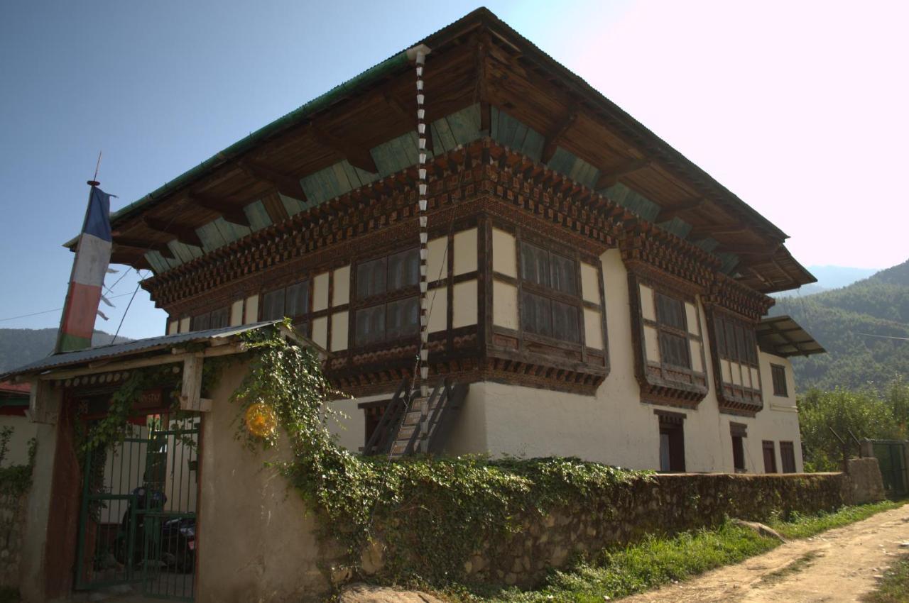 Ama'S Village Lodge Paro Exterior photo